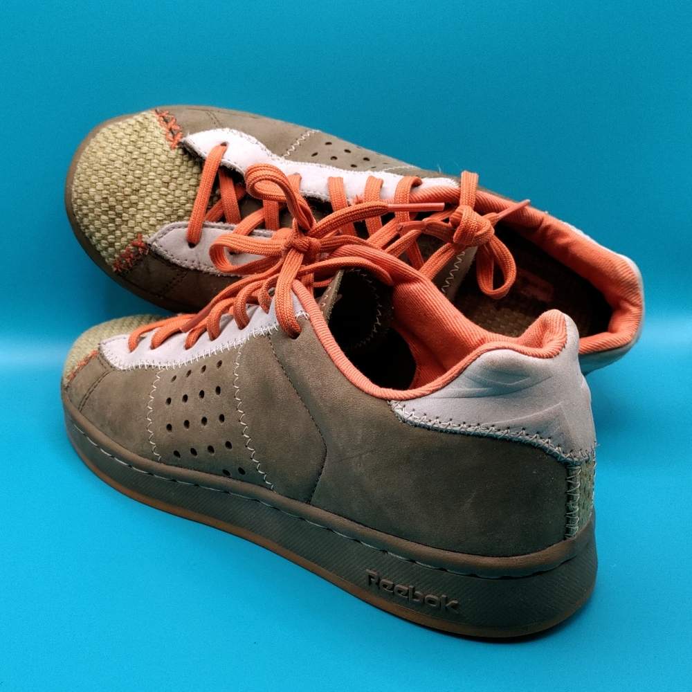Reebok sneakers, size 7